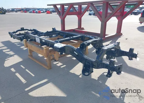 2025 Toyota Tacoma Sr z USA, uszkodzony, nr VIN 3TYLD5KN0ST013343